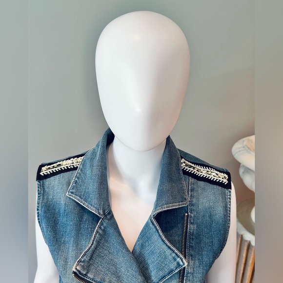 Paige - Chelsea Denim Vest With Beaded Details In Shoulders - Picture 2 of 8